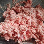 Нарезать мясо