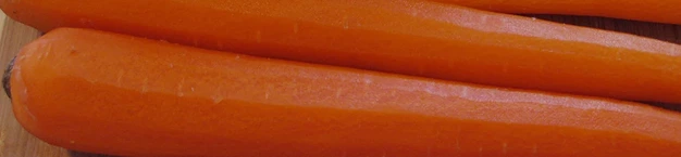 Очищенная цельная морковь